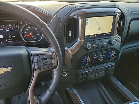 Used 2019 Chevrolet Silverado 1500 High Country w/ High Country Premium Package image 25