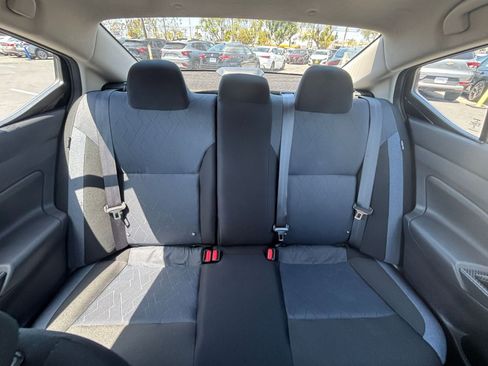 Used 2025 Nissan Versa SV FWD image 38