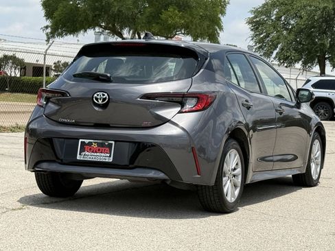 Used 2023 Toyota Corolla SE FWD image 4