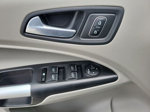 Used 2023 Ford Transit Connect XLT FWD image 25
