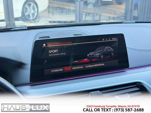 Used 2020 BMW 540i xDrive w/ M Sport Package image 39