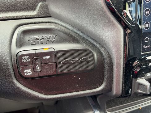 Used 2024 RAM 2500 Laramie w/ Sport Appearance Package image 20