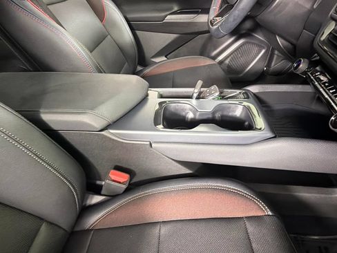 Used 2024 Chevrolet Equinox EV RS FWD image 34
