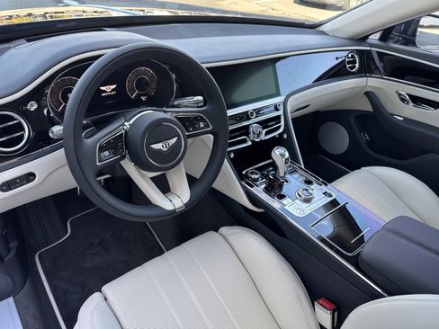 New 2026 Bentley Flying Spur Plug-In Hybrid image 14