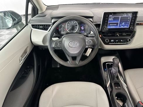 Used 2021 Toyota Corolla LE FWD image 10