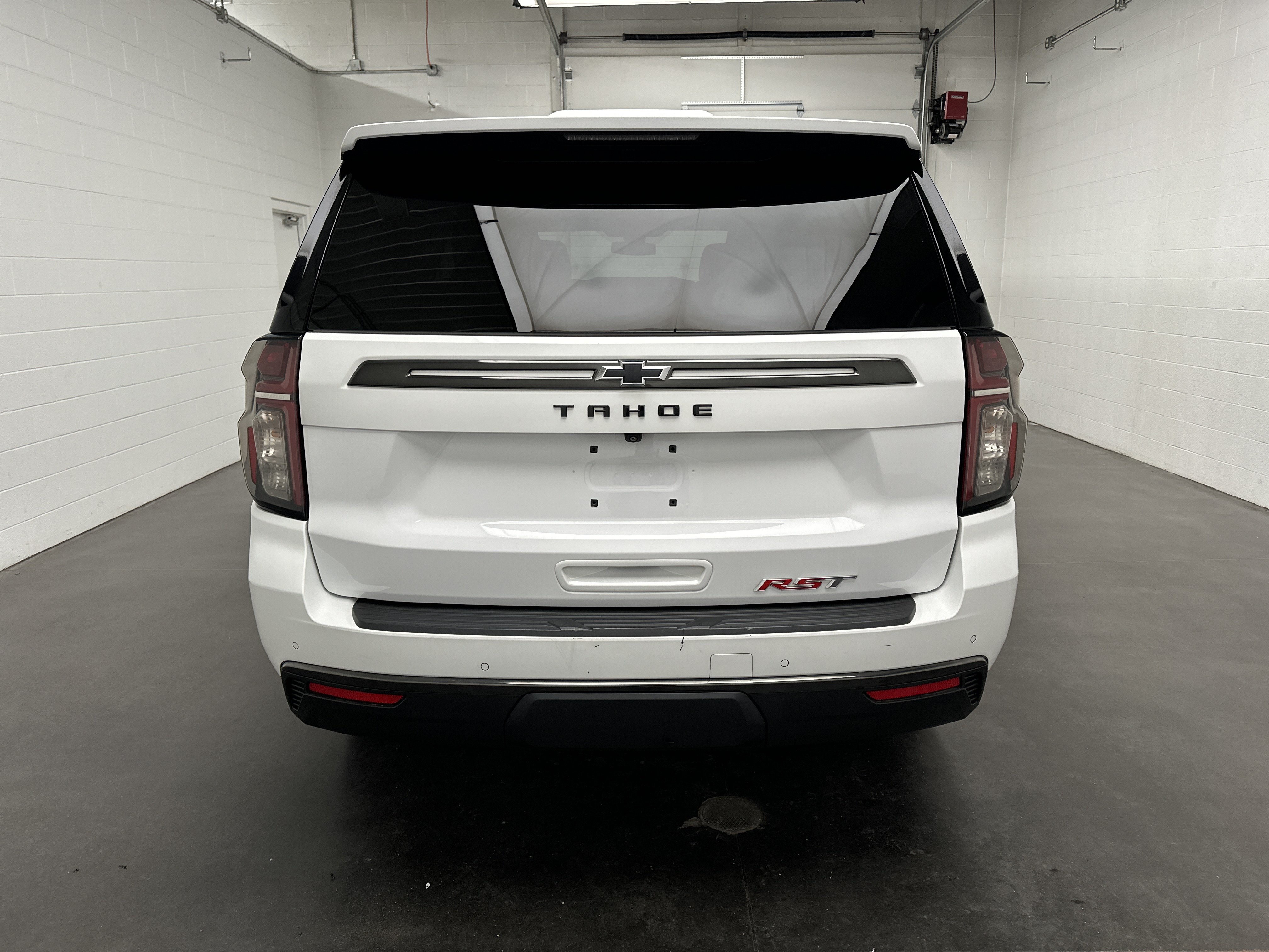 Used 2022 Chevrolet Tahoe RST w/ Luxury Package AWD/4WD image 9