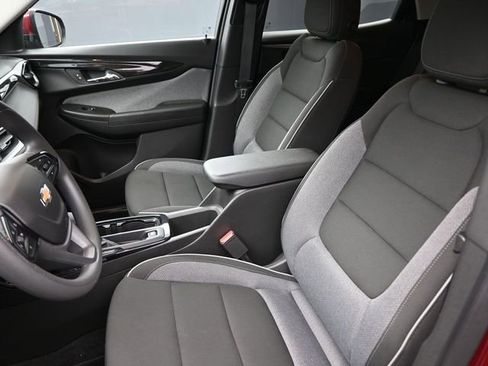 Used 2025 Chevrolet TrailBlazer LT image 19