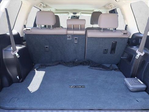 Used 2023 Lexus GX 460 Premium w/ Premium Package AWD/4WD image 6