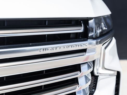 Used 2023 Chevrolet Tahoe High Country image 18