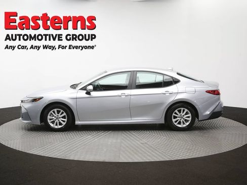 Used 2025 Toyota Camry LE FWD image 58