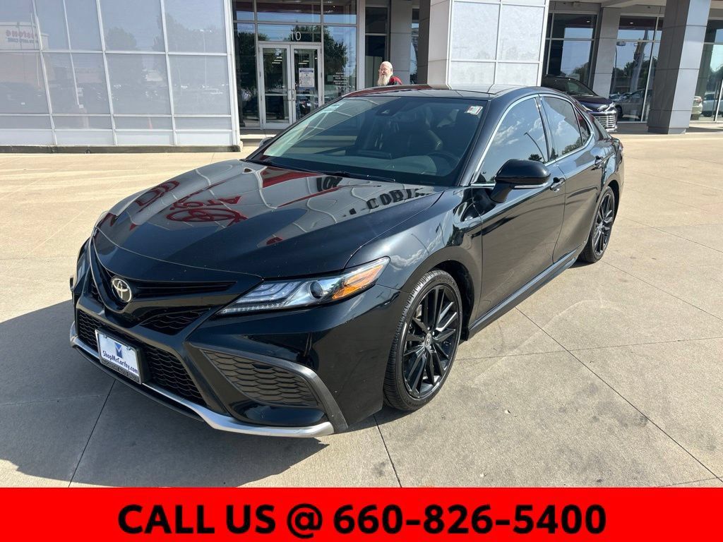 Used 2021 Toyota Camry XSE FWD image 2