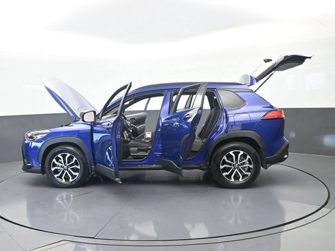 Used 2024 Toyota Corolla Cross AWD Hybrid image 68