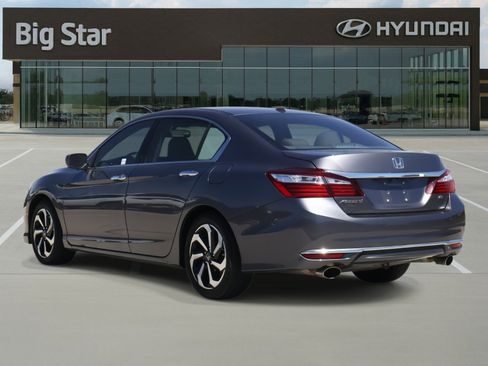 Used 2017 Honda Accord EX-L image 3