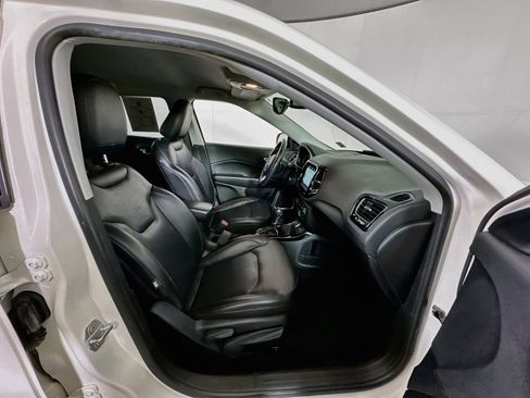 Used 2018 Jeep Compass Limited w/ Navigation Group FWD image 33