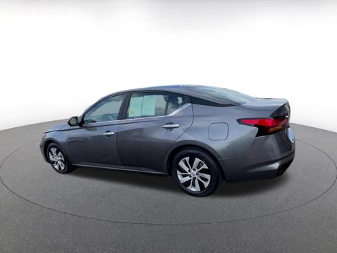 Used 2023 Nissan Altima 2.5 S FWD image 10