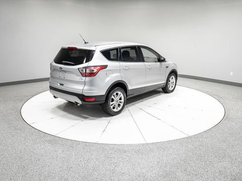 Used 2017 Ford Escape SE AWD/4WD image 30