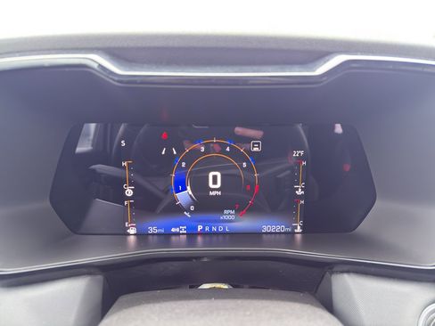 Used 2023 Chevrolet Colorado Z71 w/ Z71 Convenience Package 2 image 16