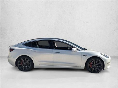 Used 2020 Tesla Model 3 Performance image 4