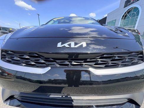 Used 2023 Kia Forte LXS FWD image 33