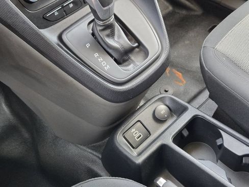 Used 2023 Ford Transit Connect XL FWD image 22