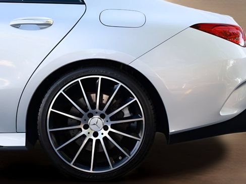 Used 2022 Mercedes-Benz CLA 35 AMG 4MATIC image 6