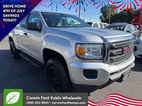 Used 2018 GMC Canyon W/T w/ Convenience Package RWD image 3
