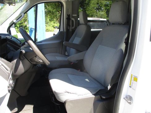 Used 2019 Ford Transit 350 XLT RWD image 17