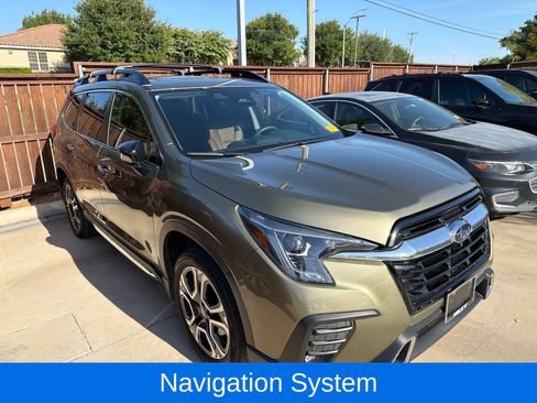 Used 2025 Subaru Ascent Touring AWD/4WD image 2
