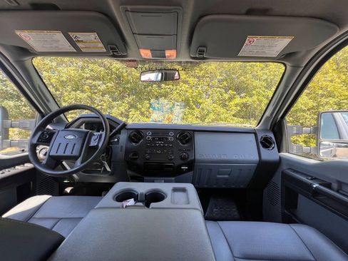 Used 2016 Ford F250 XL w/ Power Equipment Group RWD image 33