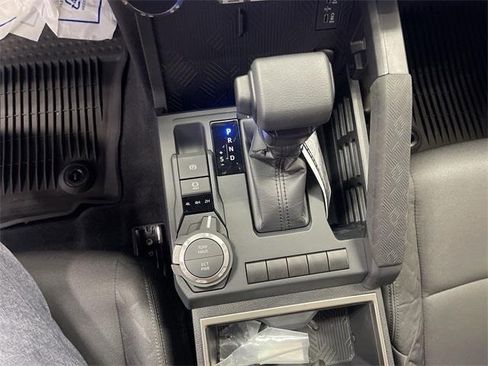 Used 2024 Toyota Tacoma SR5 image 20