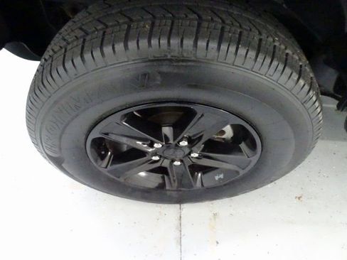 Certified 2021 Jeep Wrangler Unlimited Sahara image 25