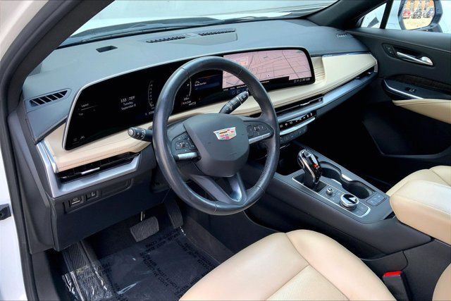 Used 2024 Cadillac XT4 Premium Luxury AWD/4WD image 14