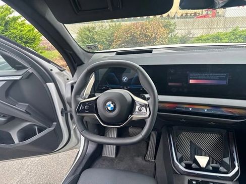Certified 2025 BMW X3 xDrive30 AWD/4WD image 16