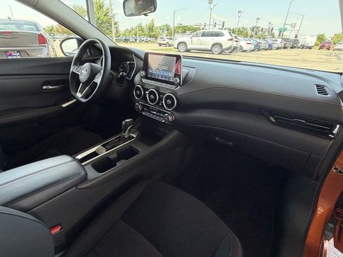 Used 2025 Nissan Sentra SR FWD image 23