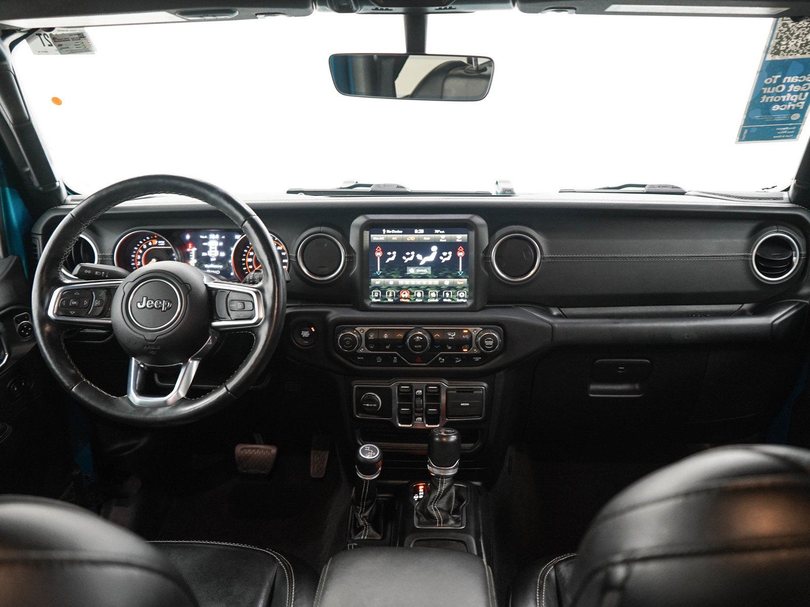 Used 2020 Jeep Wrangler Unlimited Sahara AWD/4WD image 13