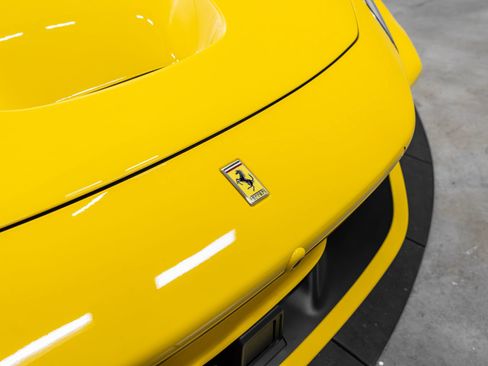 Certified 2022 Ferrari F8 Tributo RWD image 46
