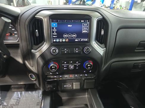 Used 2019 Chevrolet Silverado 1500 LT Trail Boss image 22