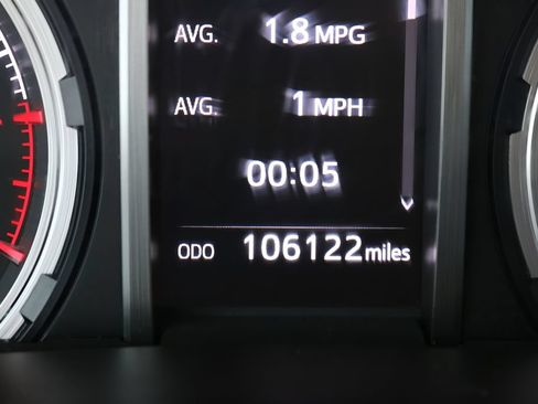 Used 2022 Toyota 4Runner Limited AWD/4WD image 30