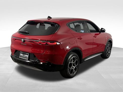 Used 2024 Alfa Romeo Tonale Ti AWD/4WD image 7