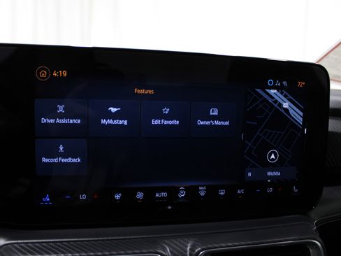 Used 2025 Ford Mustang GT Premium image 19