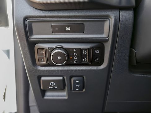 Used 2025 Ford F150 Raptor image 18