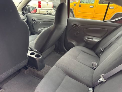 Used 2013 Nissan Versa S Plus FWD image 19