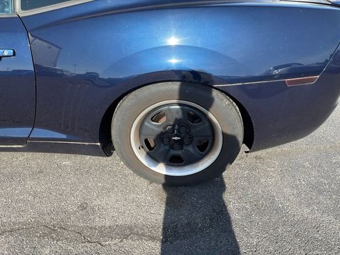 Used 2012 Chevrolet Camaro LS RWD image 4