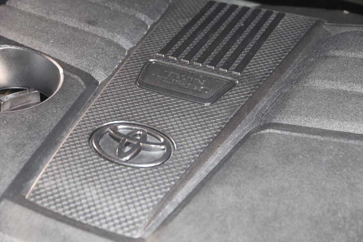 Used 2022 Toyota Tundra SR5 AWD/4WD image 17