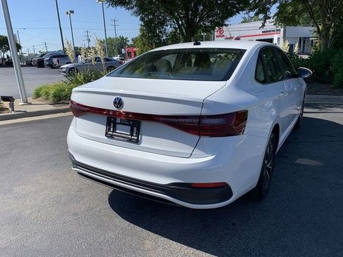 Used 2025 Volkswagen Jetta S FWD image 8