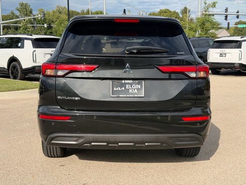 Used 2022 Mitsubishi Outlander ES AWD/4WD image 4