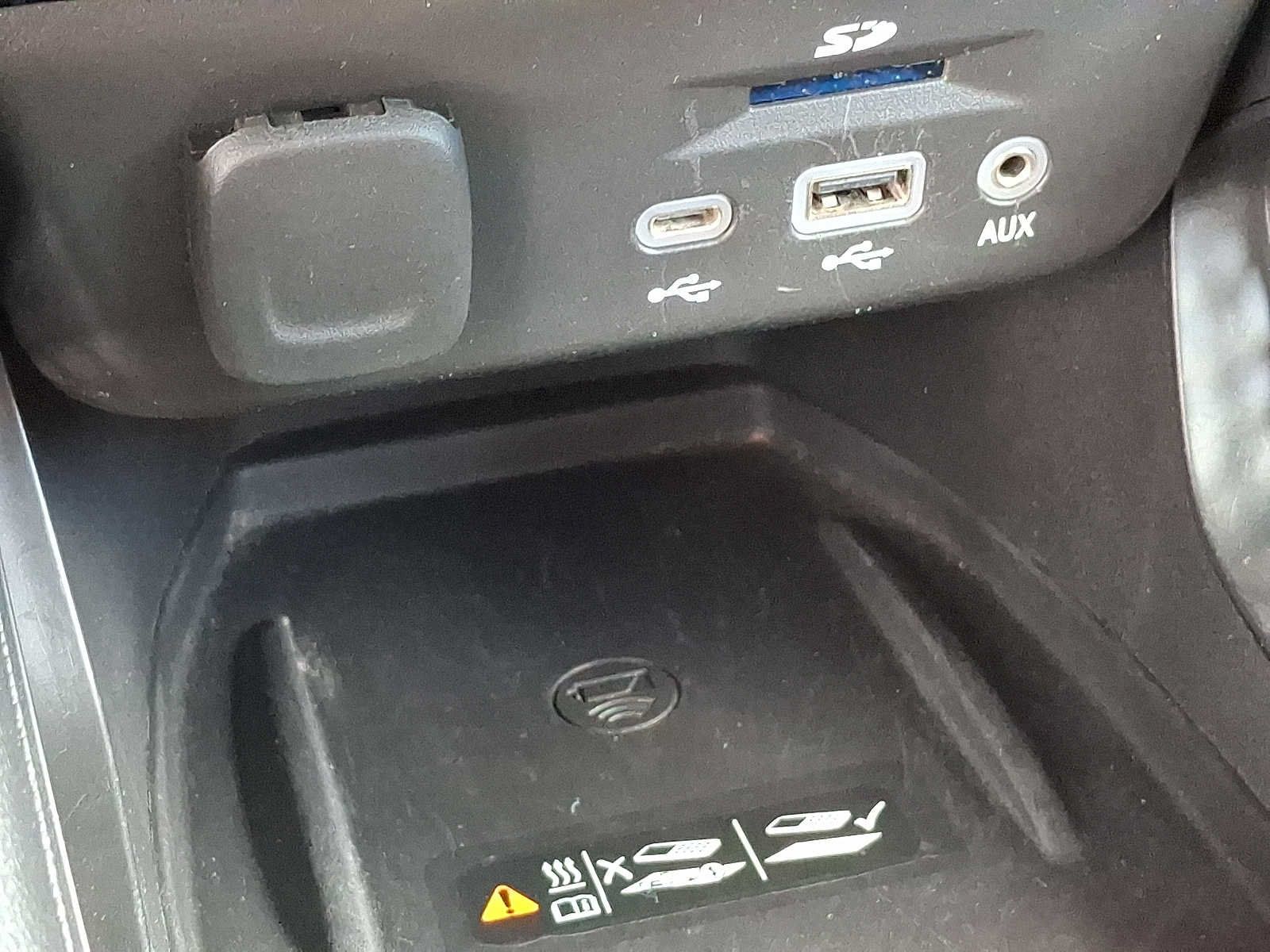 Used 2022 Chevrolet TrailBlazer RS w/ Technology Package FWD image 23