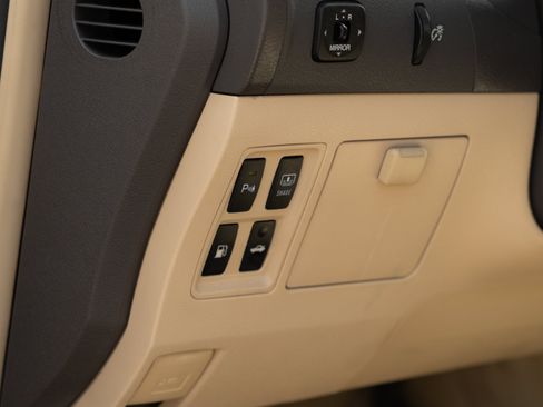 Used 2007 Lexus ES 350 w/ Premium Plus Pkg FWD image 12