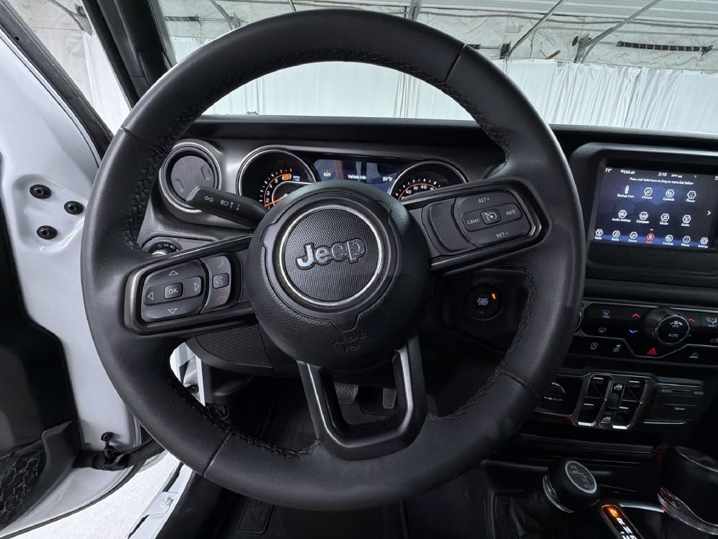 Used 2023 Jeep Wrangler Unlimited Sport AWD/4WD image 11