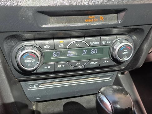 Used 2014 MAZDA MAZDA3 i Touring w/ Technology Package FWD image 24